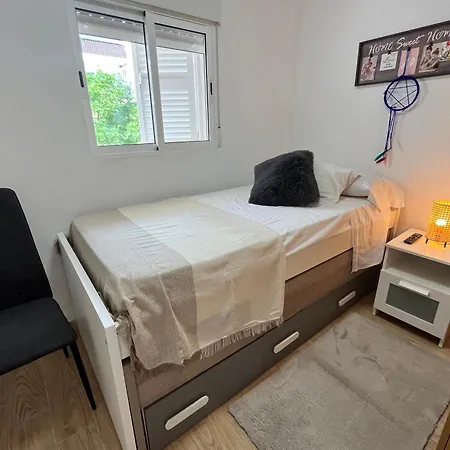 דירה Seafront By Kalmarent