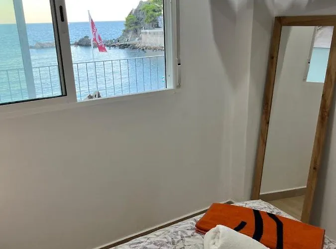 Seafront By Kalmarent *