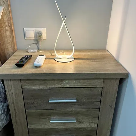 아파트 Seafront By Kalmarent 알테아