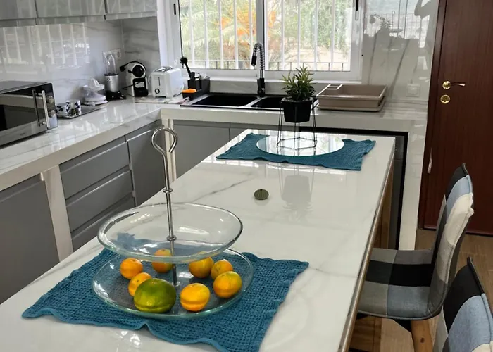 Seafront By Kalmarent Διαμέρισμα Αλτέα